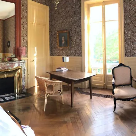 Bed & Breakfast Hotel-musee Bagatelle