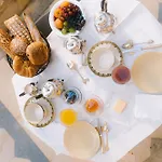 Bed & Breakfast Hotel-musee Bagatelle 3*