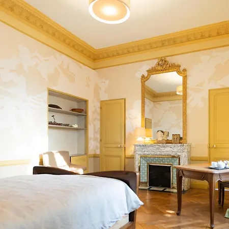 Bed & Breakfast Hotel-musée Bagatelle