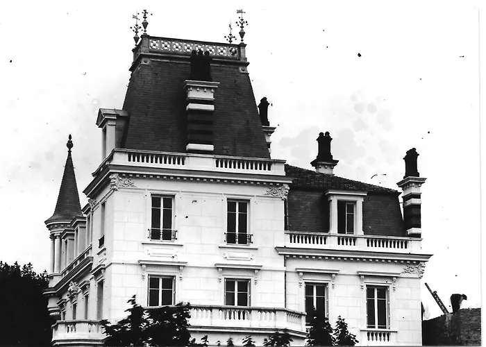 Hotel-musee Bagatelle 3* 伊格涅