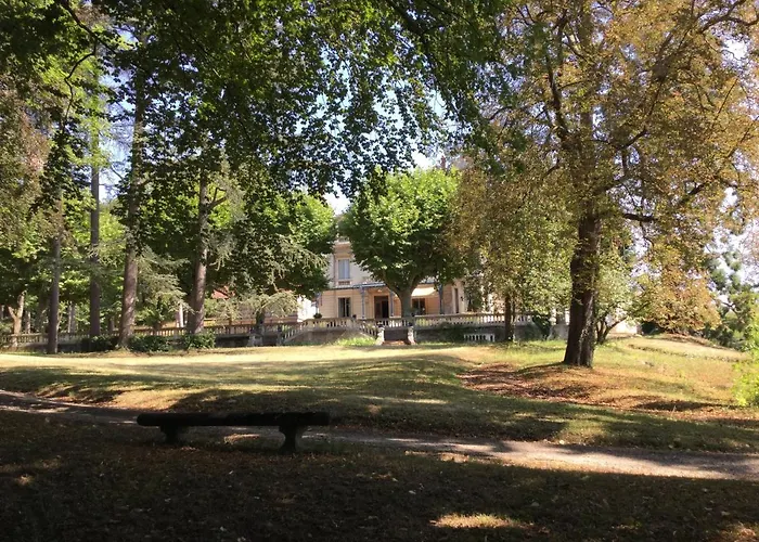 Hotel-musée Bagatelle 3* Irigny