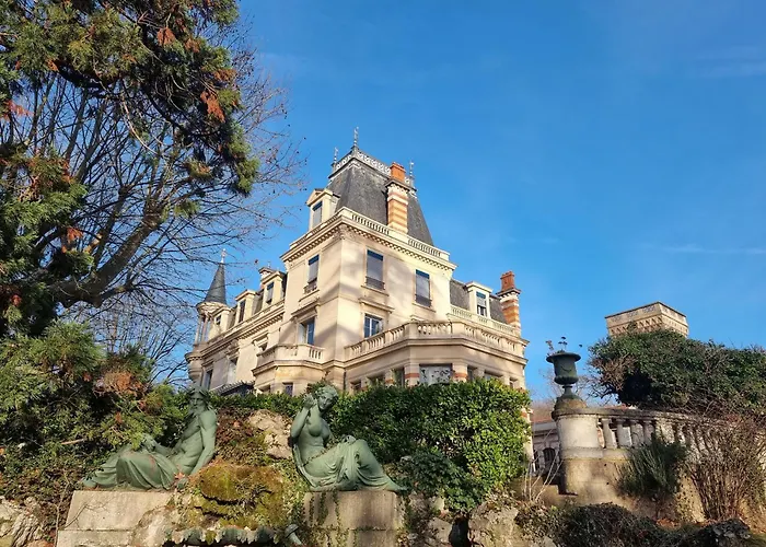 Hotel-musee Bagatelle 3*